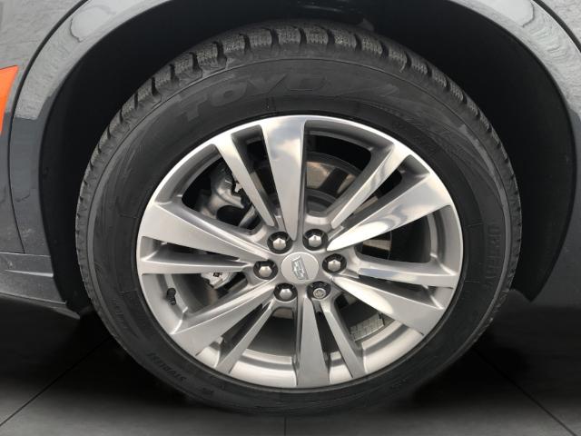 2022 Cadillac XT6 Vehicle Photo in GREEN BAY, WI 54303-3330