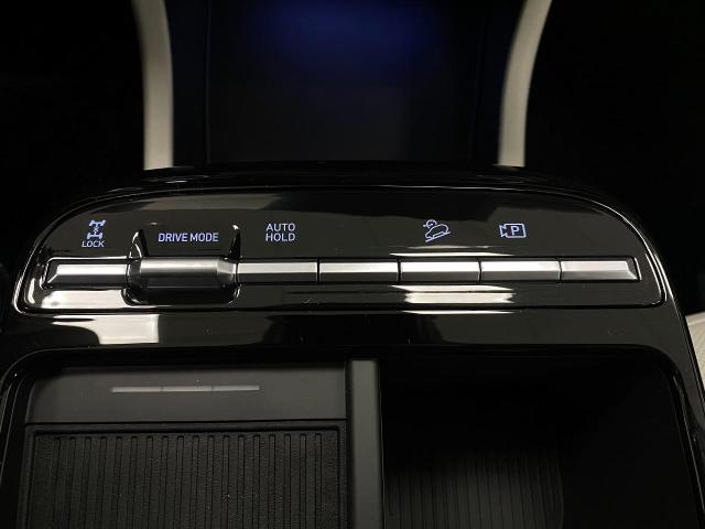 2025 Hyundai TUCSON Hybrid Vehicle Photo in Appleton, WI 54913
