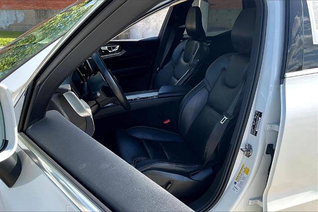 2022 Volvo XC60 Vehicle Photo in Houston, TX 77007