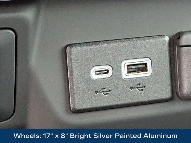 2024 Chevrolet Silverado 1500 Vehicle Photo in DANBURY, CT 06810-5034