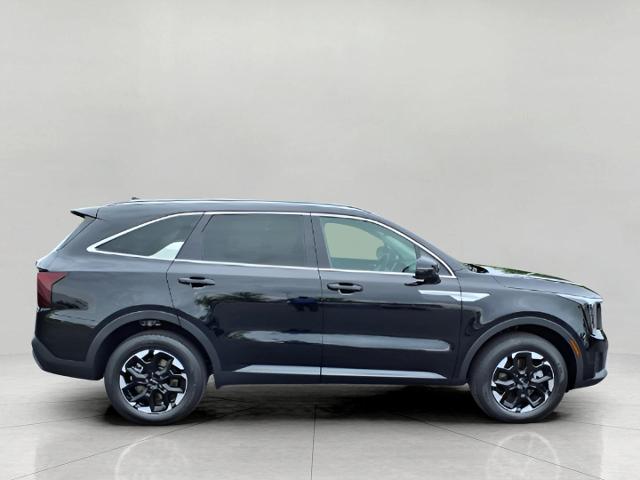 2025 Kia Sorento Vehicle Photo in Oshkosh, WI 54904