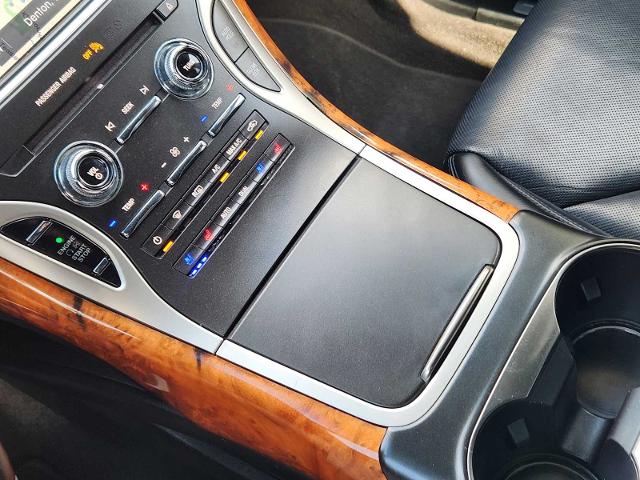 2020 Lincoln Nautilus Vehicle Photo in DENTON, TX 76210-9321