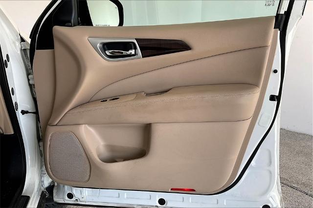 2016 Nissan Pathfinder Vehicle Photo in Grapevine, TX 76051