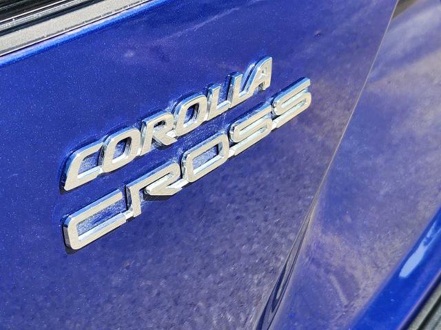 2024 Toyota Corolla Cross Vehicle Photo in DENTON, TX 76210-9321