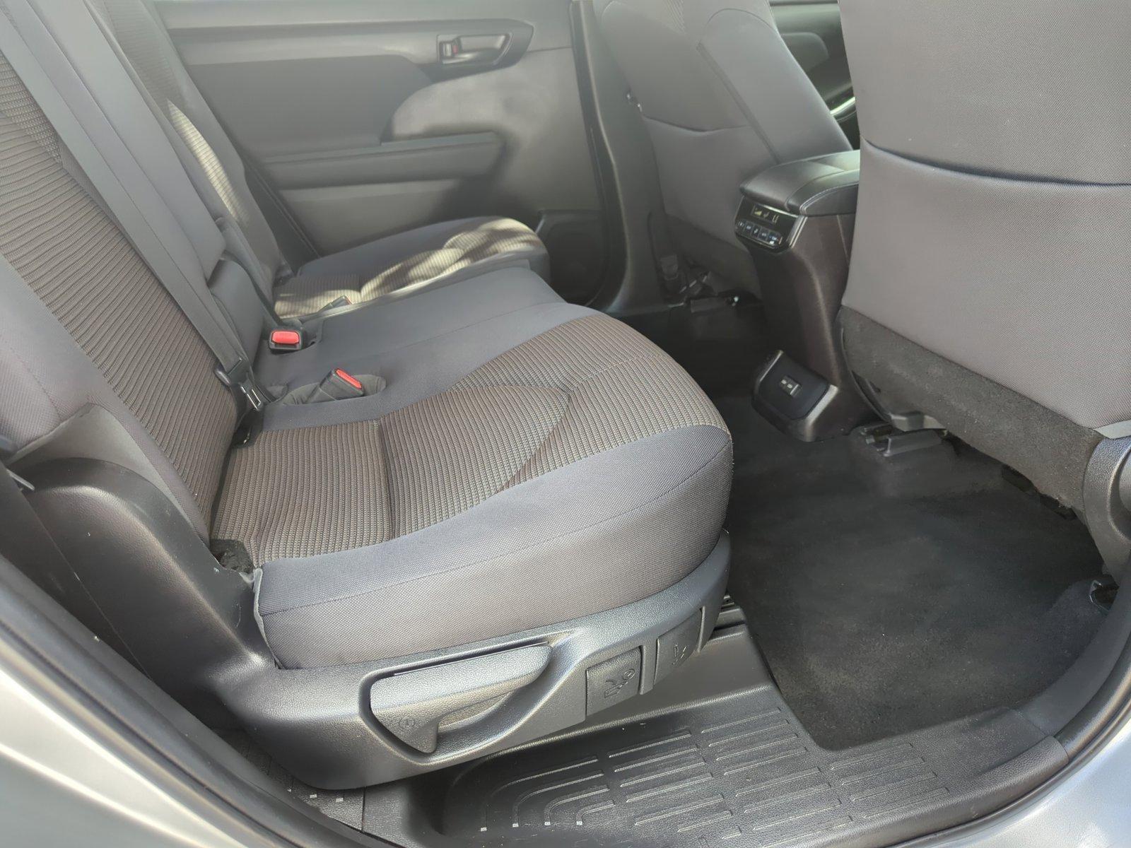 2023 Toyota Highlander Vehicle Photo in Ft. Myers, FL 33907