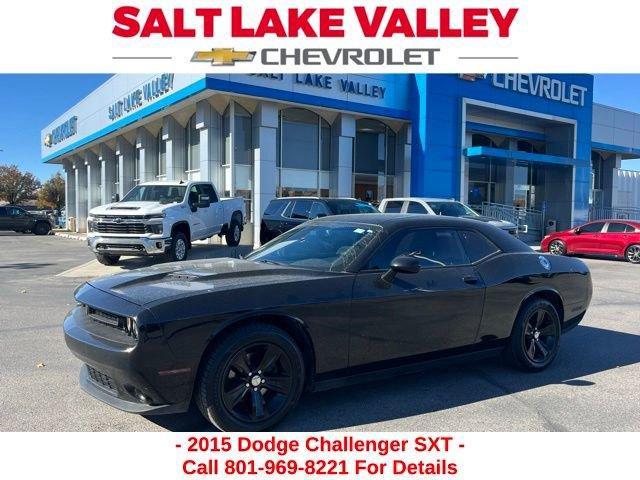 Select 2015 Dodge Challenger