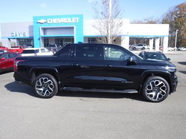 2024 Chevrolet Silverado EV Vehicle Photo in JASPER, GA 30143-8655