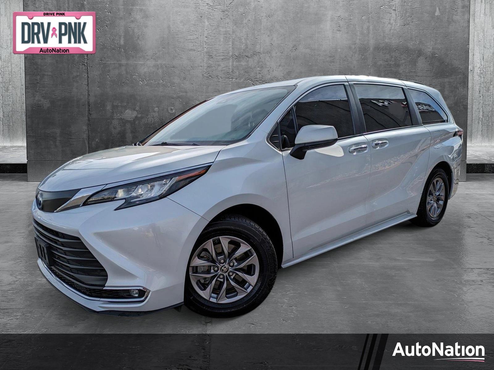 2022 Toyota Sienna Vehicle Photo in Las Vegas, NV 89149