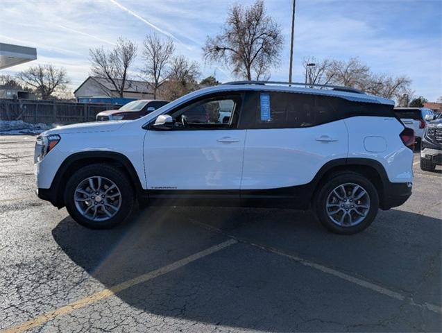 2024 GMC Terrain Vehicle Photo in AURORA, CO 80012-4011