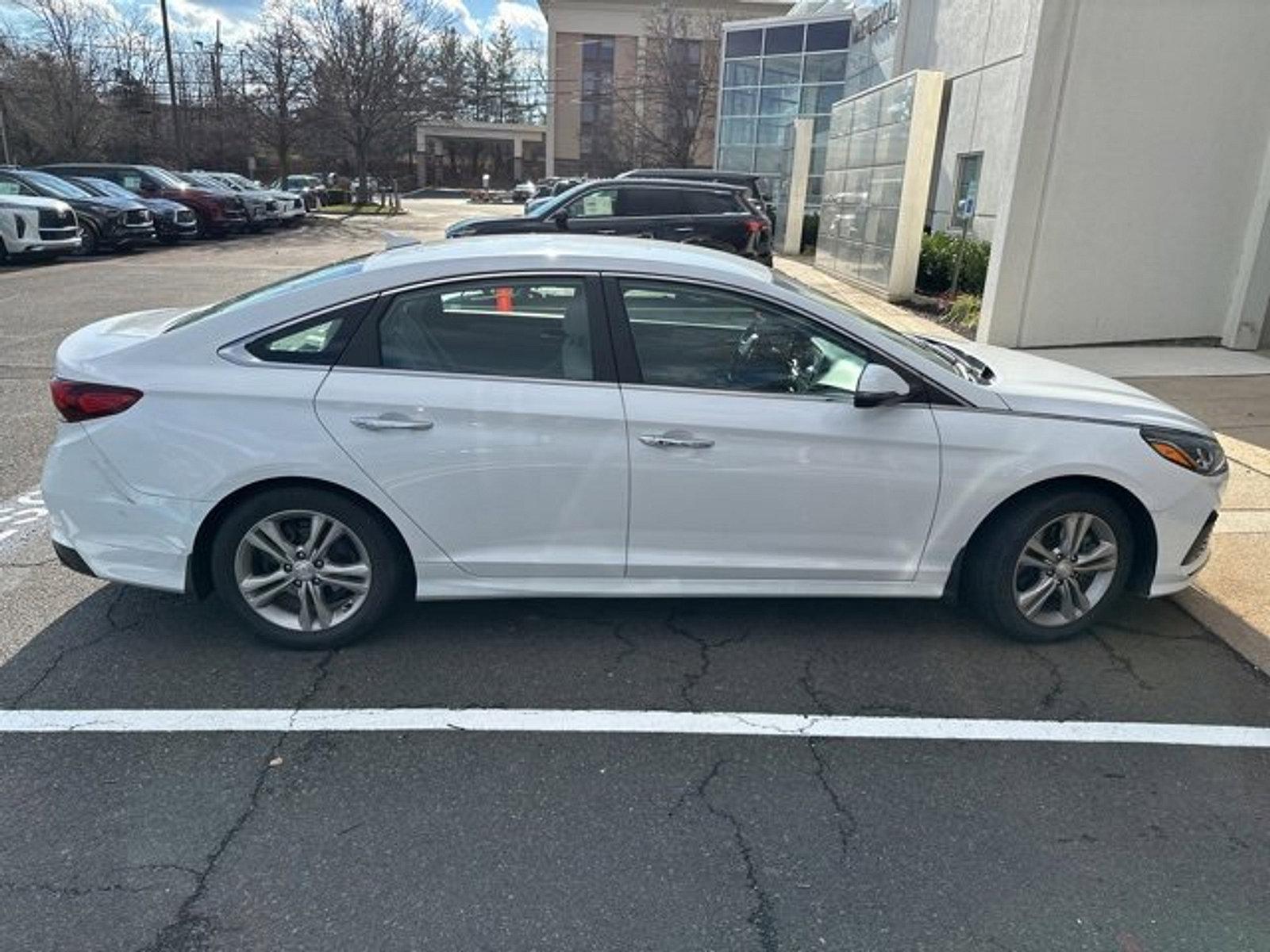 2019 Hyundai SONATA Vehicle Photo in Willow Grove, PA 19090