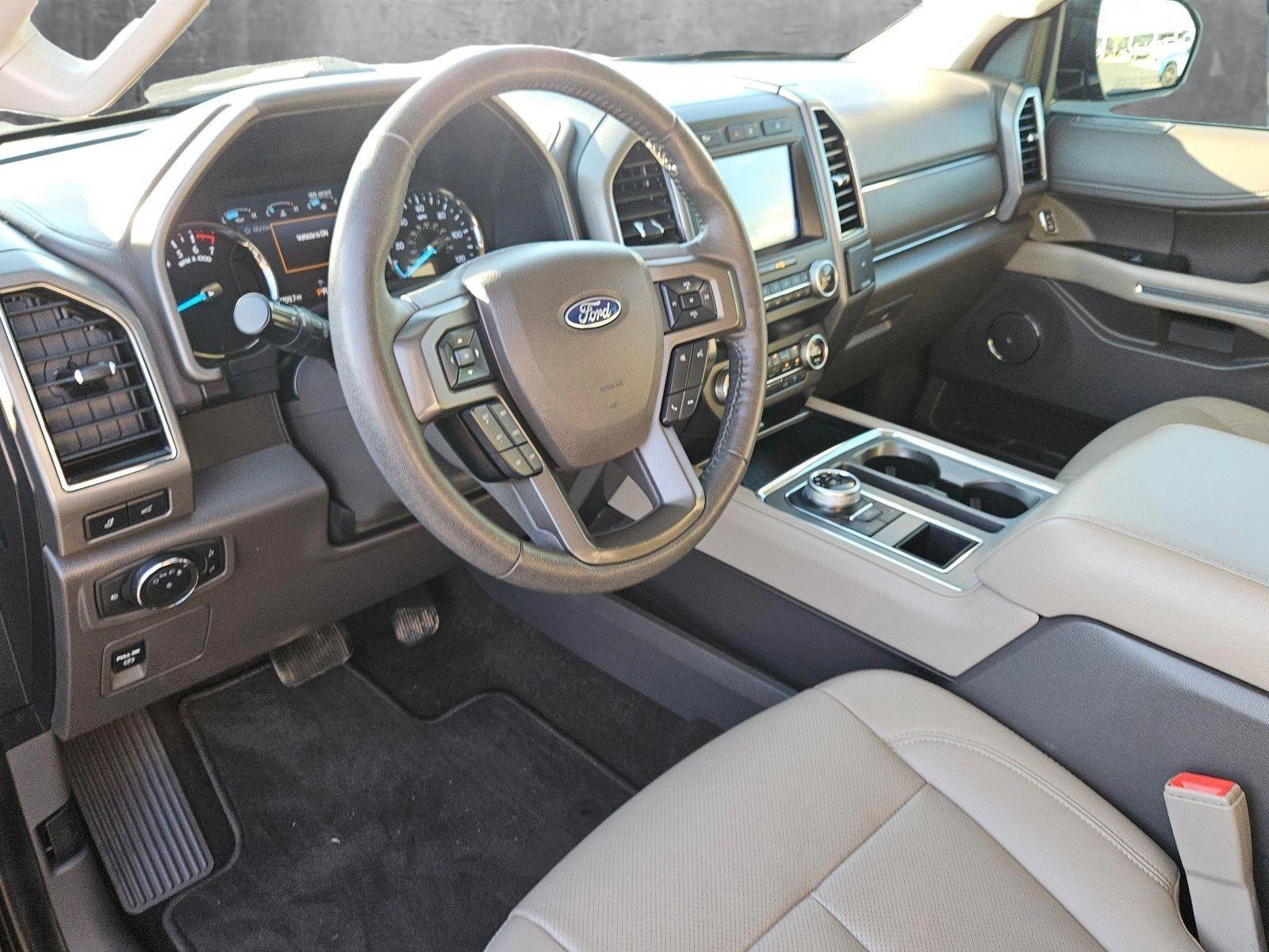 2020 Ford Expedition Vehicle Photo in MESA, AZ 85206-4395