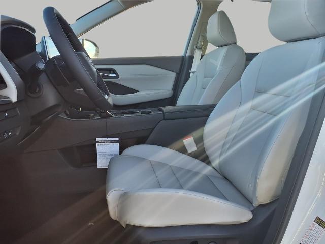 2025 Nissan Rogue Vehicle Photo in Oshkosh, WI 54904