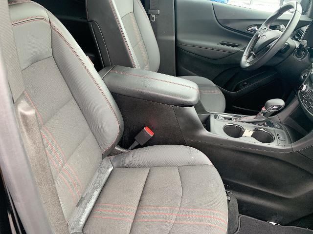 2022 Chevrolet Equinox Vehicle Photo in MOON TOWNSHIP, PA 15108-2571