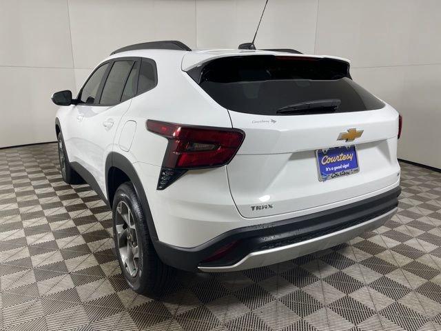 2025 Chevrolet Trax Vehicle Photo in PHOENIX, AZ 85014-3381