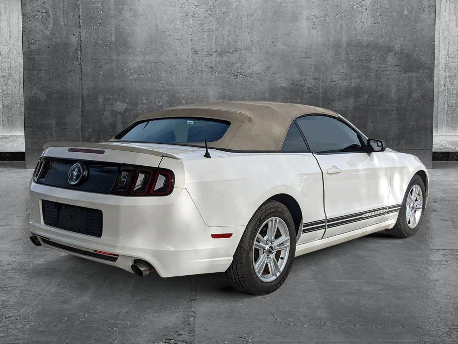 2013 Ford Mustang Vehicle Photo in Jacksonville, FL 32256