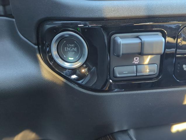 2025 GMC Sierra 1500 Vehicle Photo in PASADENA, CA 91107-3803