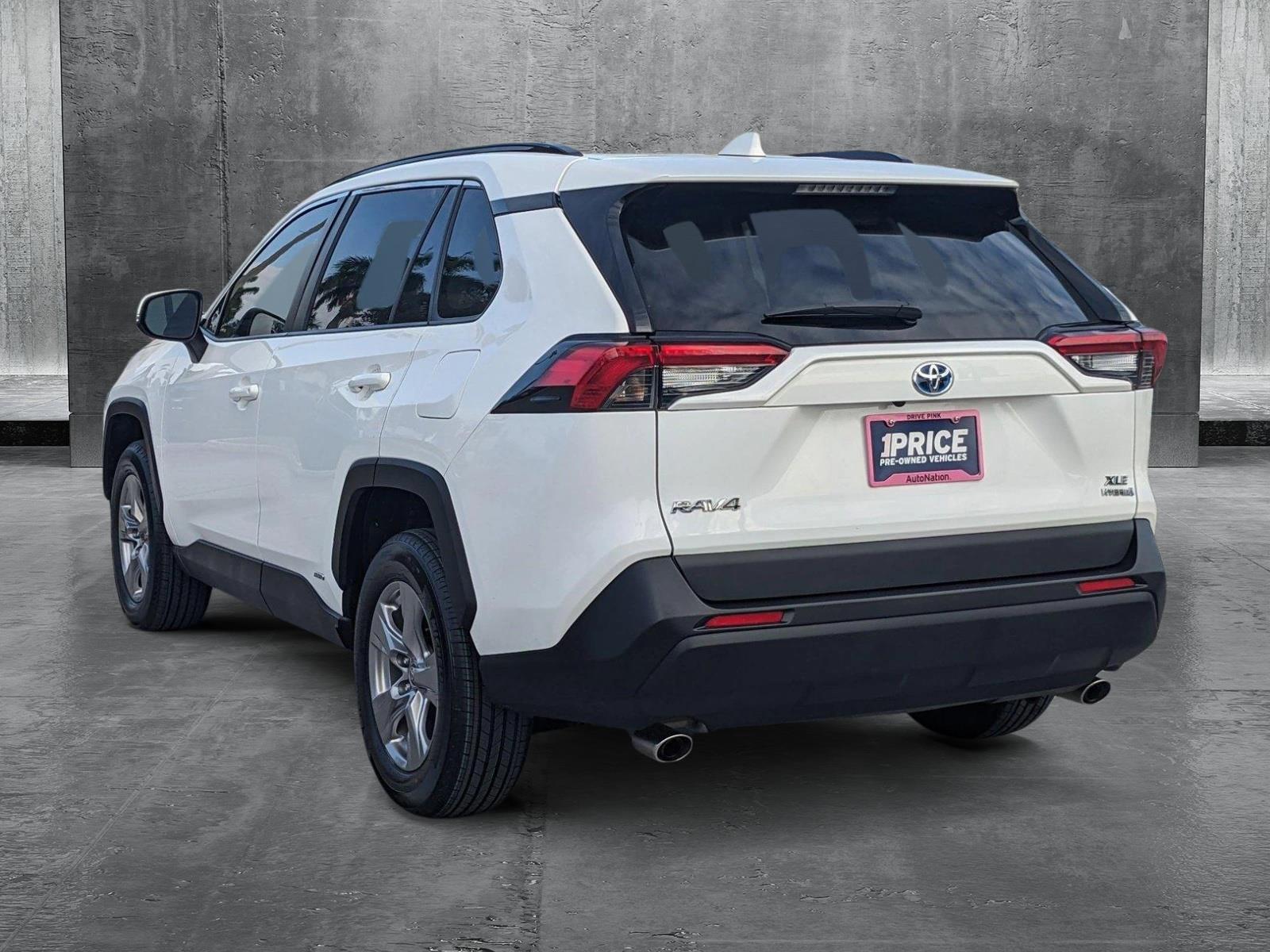 2022 Toyota RAV4 Vehicle Photo in MIAMI, FL 33172-3015