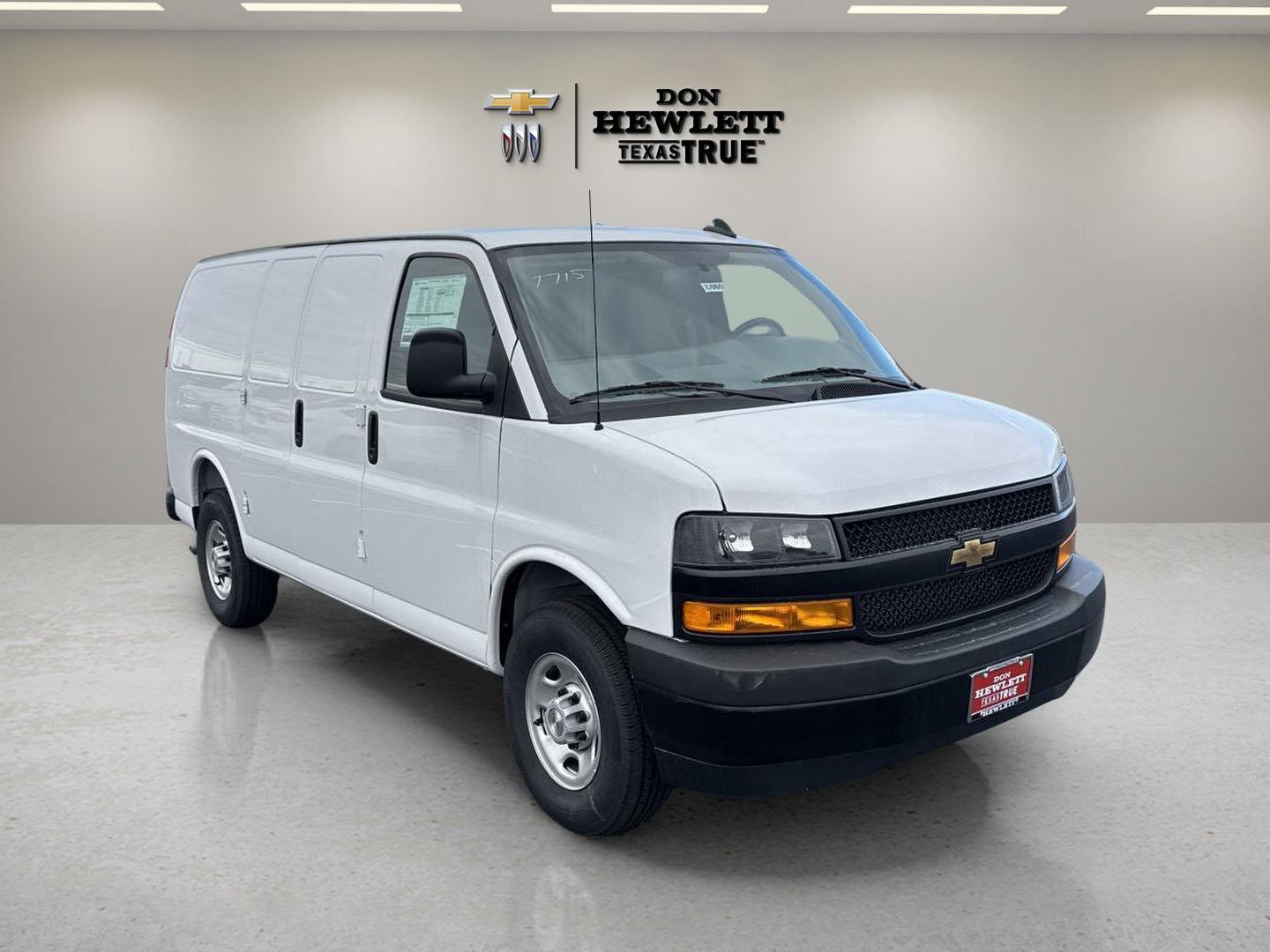 2025 Chevrolet Express Cargo 2500 Vehicle Photo in GEORGETOWN, TX 78626-7508