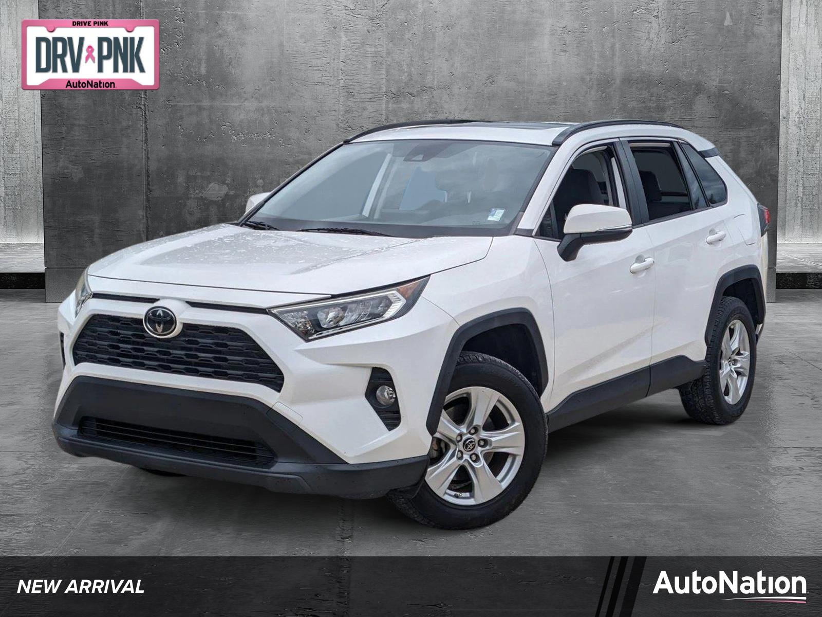 2019 Toyota RAV4 Vehicle Photo in Bradenton, FL 34207