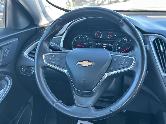 2020 Chevrolet Malibu Vehicle Photo in COLUMBIA, MO 65203-3903