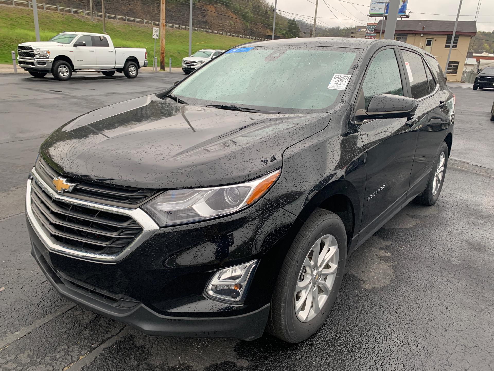 Used 2021 Chevrolet Equinox LT with VIN 3GNAXUEV9ML374781 for sale in Pikeville, KY