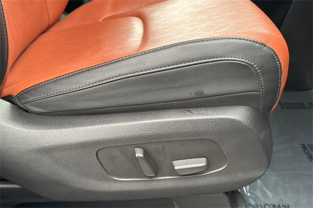 2022 Kia Carnival Vehicle Photo in ELK GROVE, CA 95757-8703