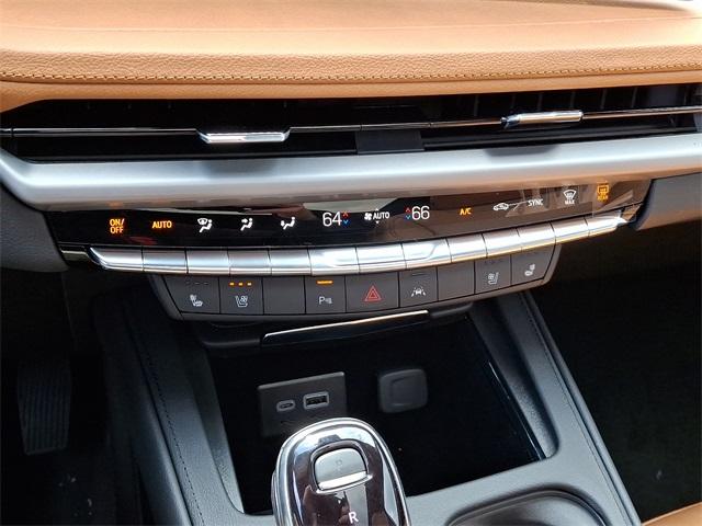 2025 Cadillac XT4 Vehicle Photo in ALLENTOWN, PA 18103-7399