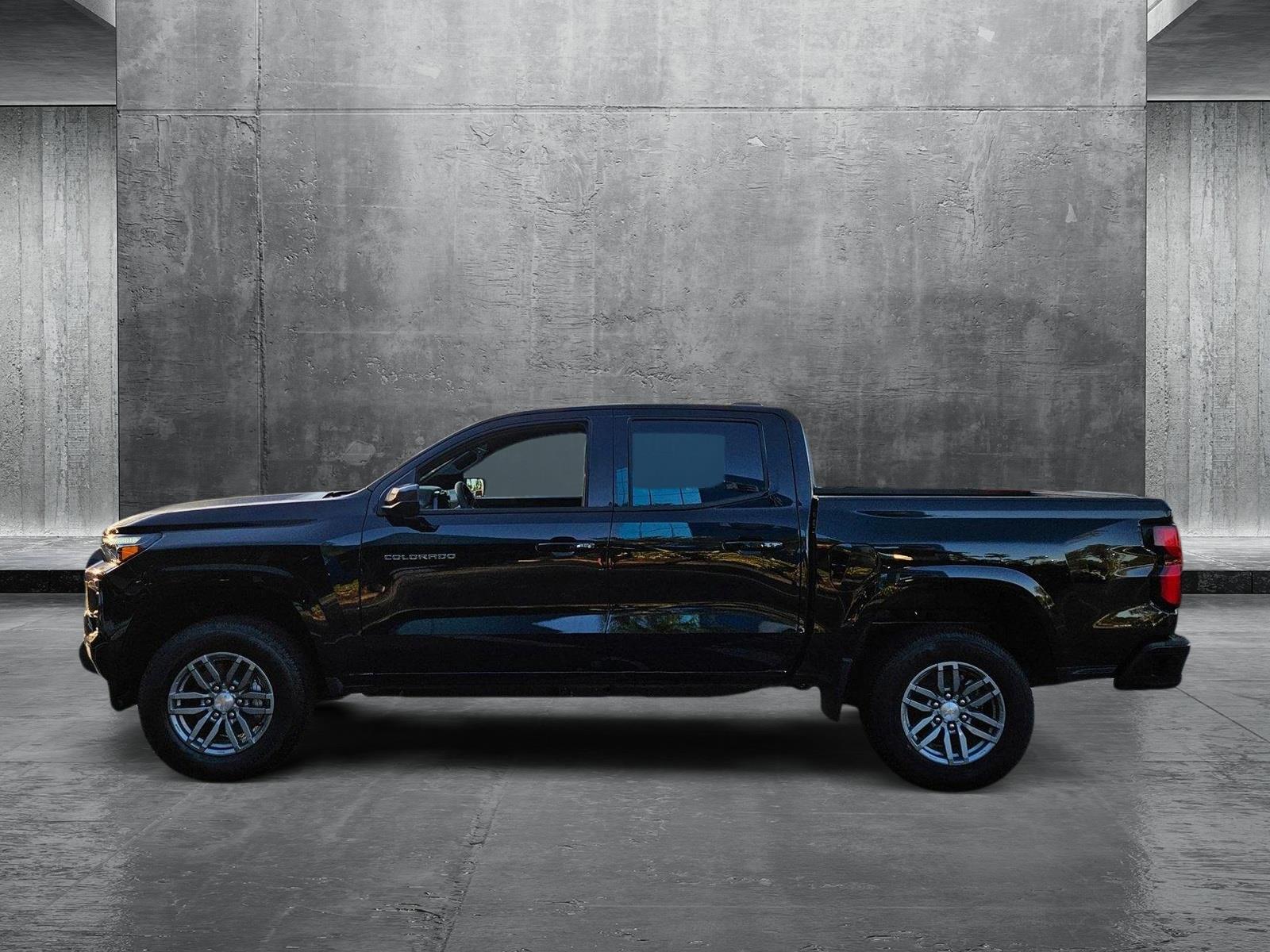 2025 Chevrolet Colorado Vehicle Photo in GREENACRES, FL 33463-3207