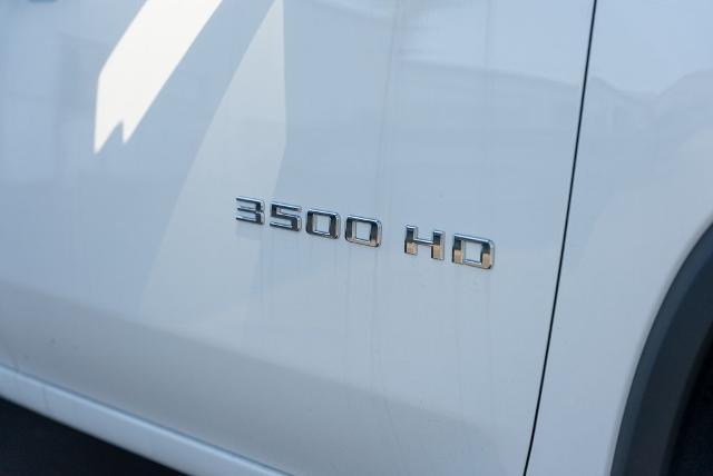 2025 Chevrolet Silverado 3500 HD Vehicle Photo in PLYMOUTH, MA 02360-4801