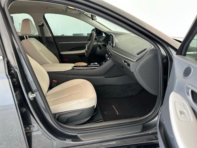 2022 Hyundai SONATA Vehicle Photo in Grapevine, TX 76051