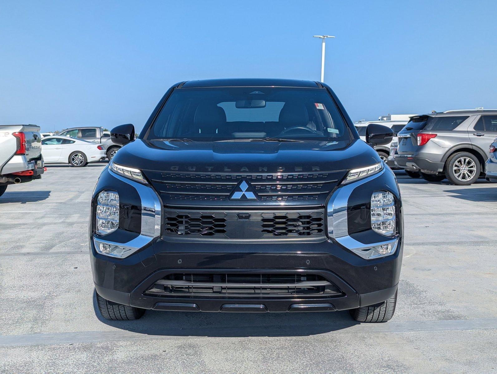 2022 Mitsubishi Outlander Vehicle Photo in Ft. Myers, FL 33907