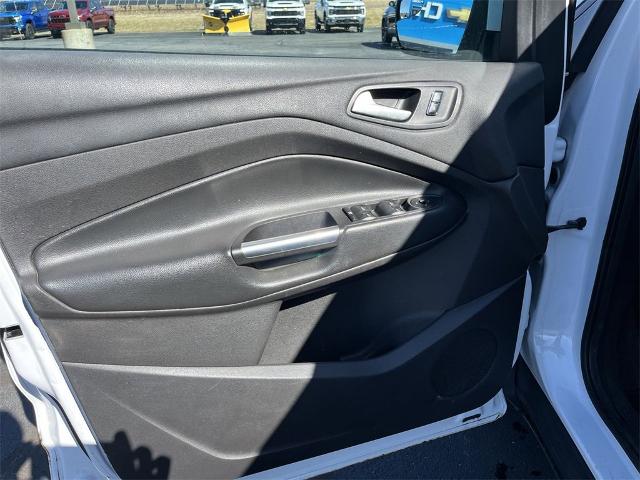 2015 Ford Escape Vehicle Photo in TULLY, NY 13159-3159