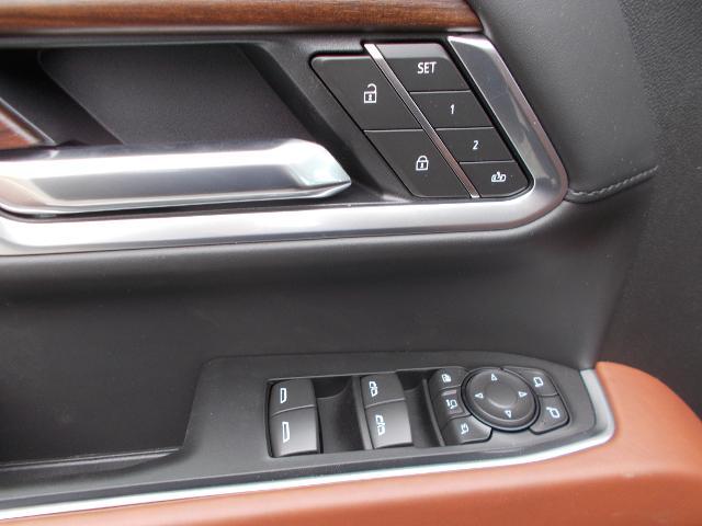 2025 GMC Sierra 2500 HD Vehicle Photo in LOWELL, MA 01852-4336