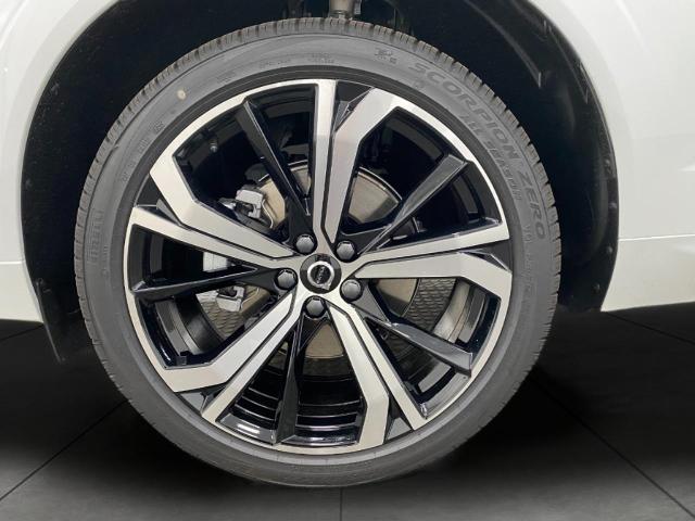 2025 Volvo XC60 Vehicle Photo in Appleton, WI 54913