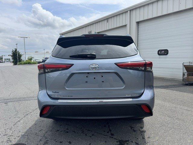 2023 Toyota Highlander Vehicle Photo in Mechanicsburg, PA 17050-1707