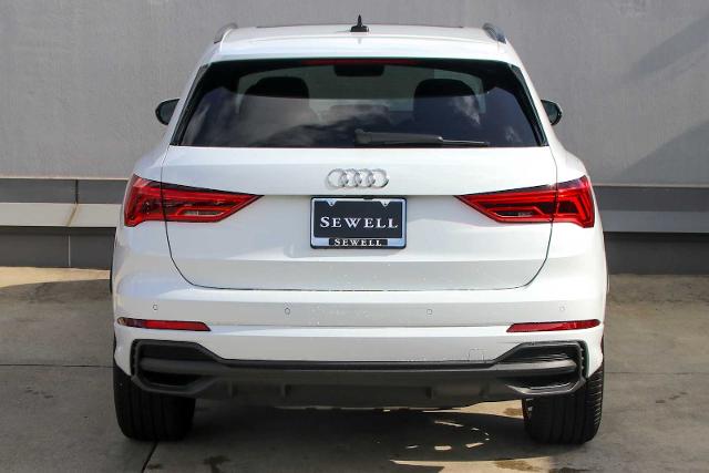 2024 Audi Q3 Vehicle Photo in SUGAR LAND, TX 77478
