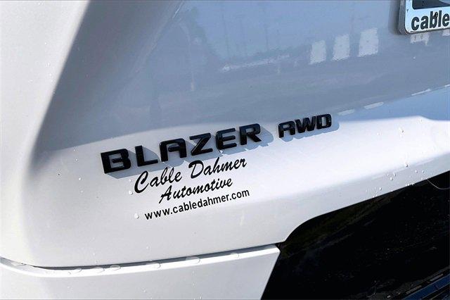 2025 Chevrolet Blazer Vehicle Photo in INDEPENDENCE, MO 64055-1314