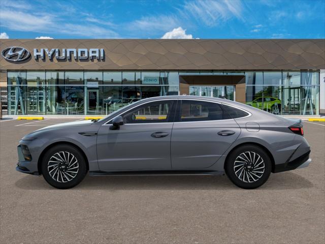 2025 Hyundai SONATA Hybrid Vehicle Photo in Peoria, IL 61615