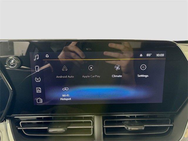2025 Chevrolet Trax Vehicle Photo in PUYALLUP, WA 98371-4149