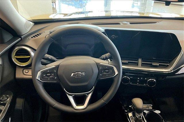 2025 Chevrolet Trax Vehicle Photo in TOPEKA, KS 66609-0000
