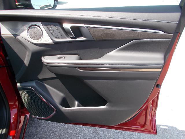 2025 Buick Enclave Vehicle Photo in LOWELL, MA 01852-4336