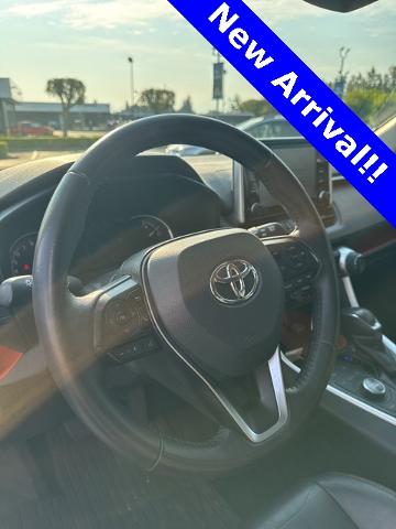 2021 Toyota RAV4 Vehicle Photo in Puyallup, WA 98371