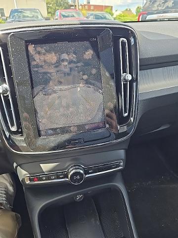 2024 Volvo XC40 Vehicle Photo in HARRISBURG, PA 17111-1033