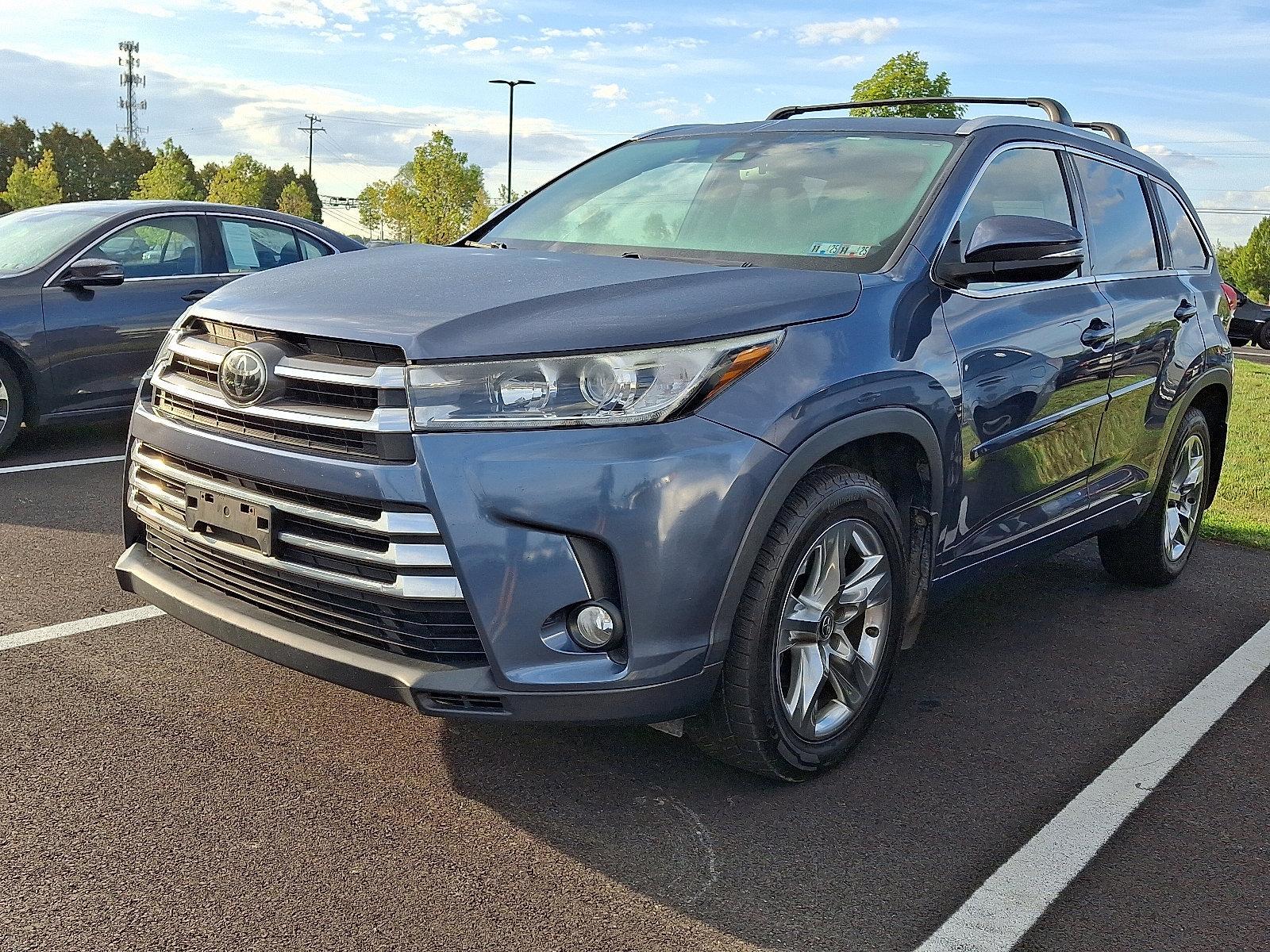 2018 Toyota Highlander Vehicle Photo in Easton, PA 18045