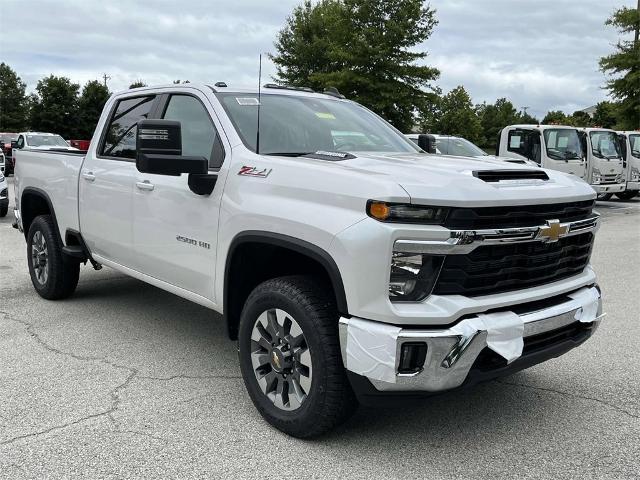 2024 Chevrolet Silverado 2500 HD Vehicle Photo in ALCOA, TN 37701-3235