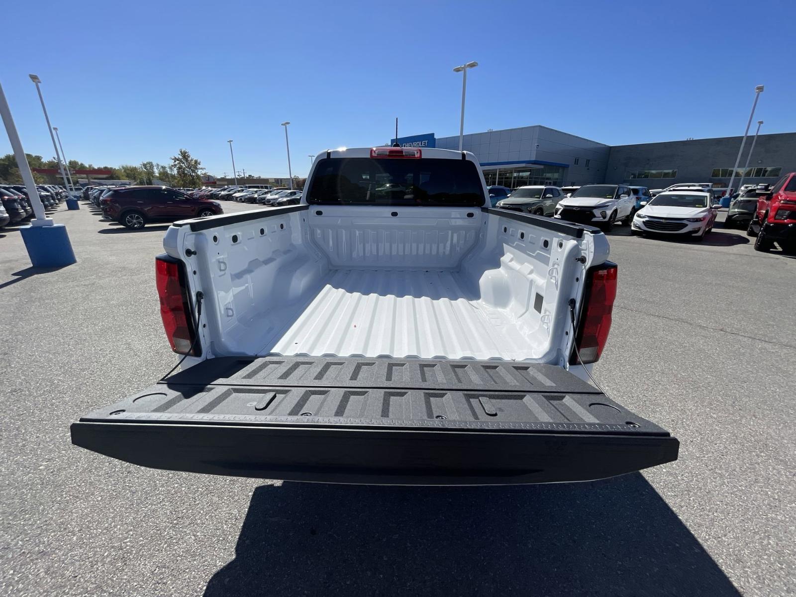 2024 Chevrolet Colorado Vehicle Photo in BENTONVILLE, AR 72712-4322