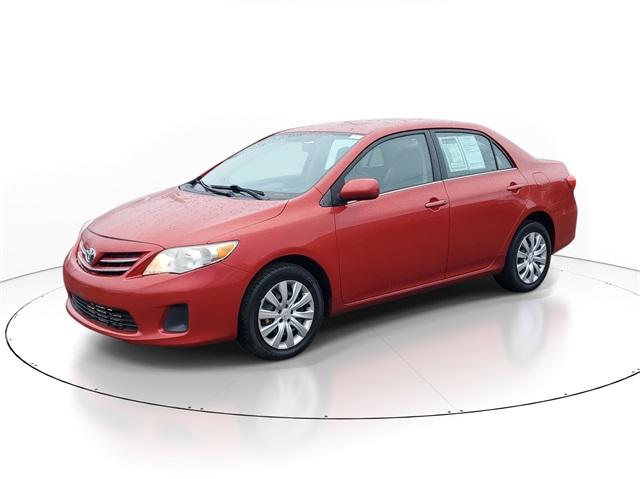 Used 2013 Toyota Corolla LE with VIN 2T1BU4EE9DC953553 for sale in Grand Blanc, MI