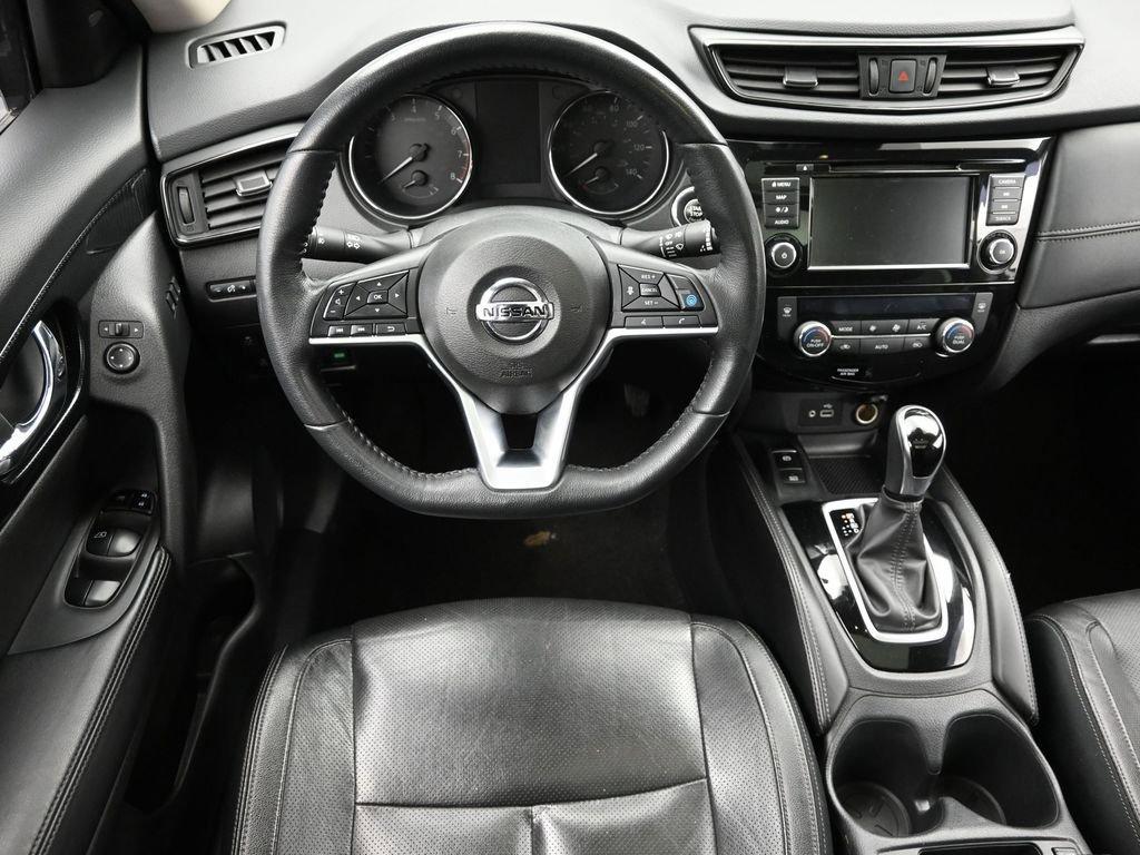 2020 Nissan Rogue Vehicle Photo in Marion, IA 52302