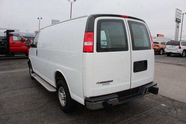 2022 Chevrolet Express Cargo 2500 Vehicle Photo in SAINT CLAIRSVILLE, OH 43950-8512