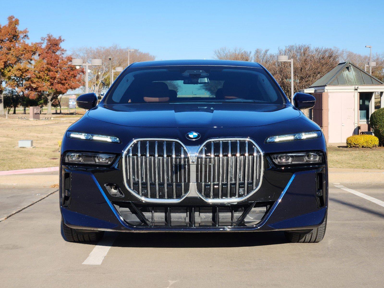 2024 BMW 740i Vehicle Photo in PLANO, TX 75024